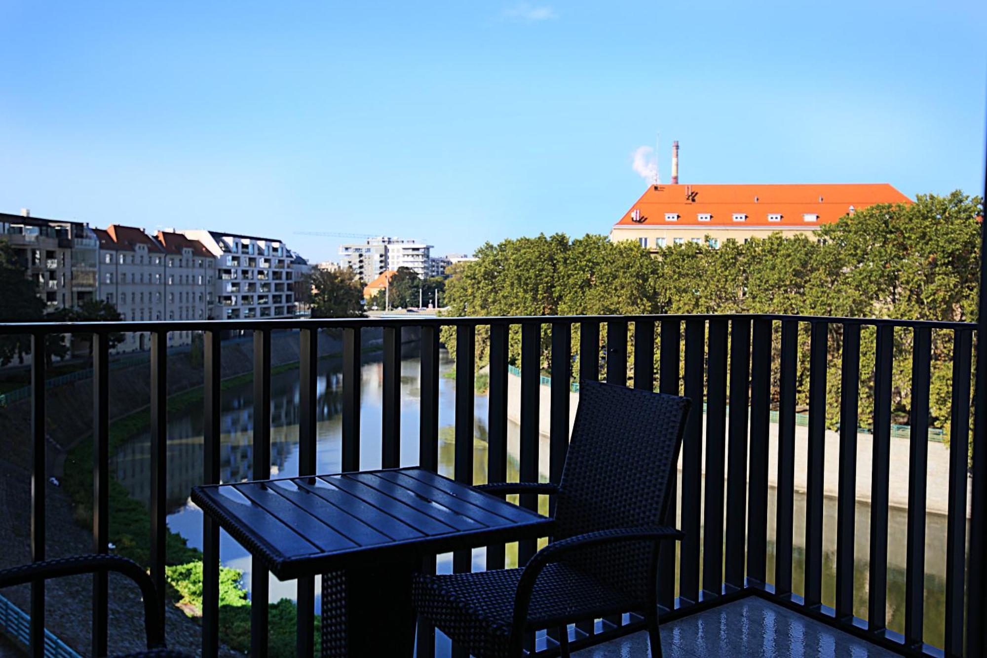 Apartimento Bulvar Prima Wroclaw Exterior photo